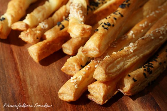Paluchy z ciasta francuskiego