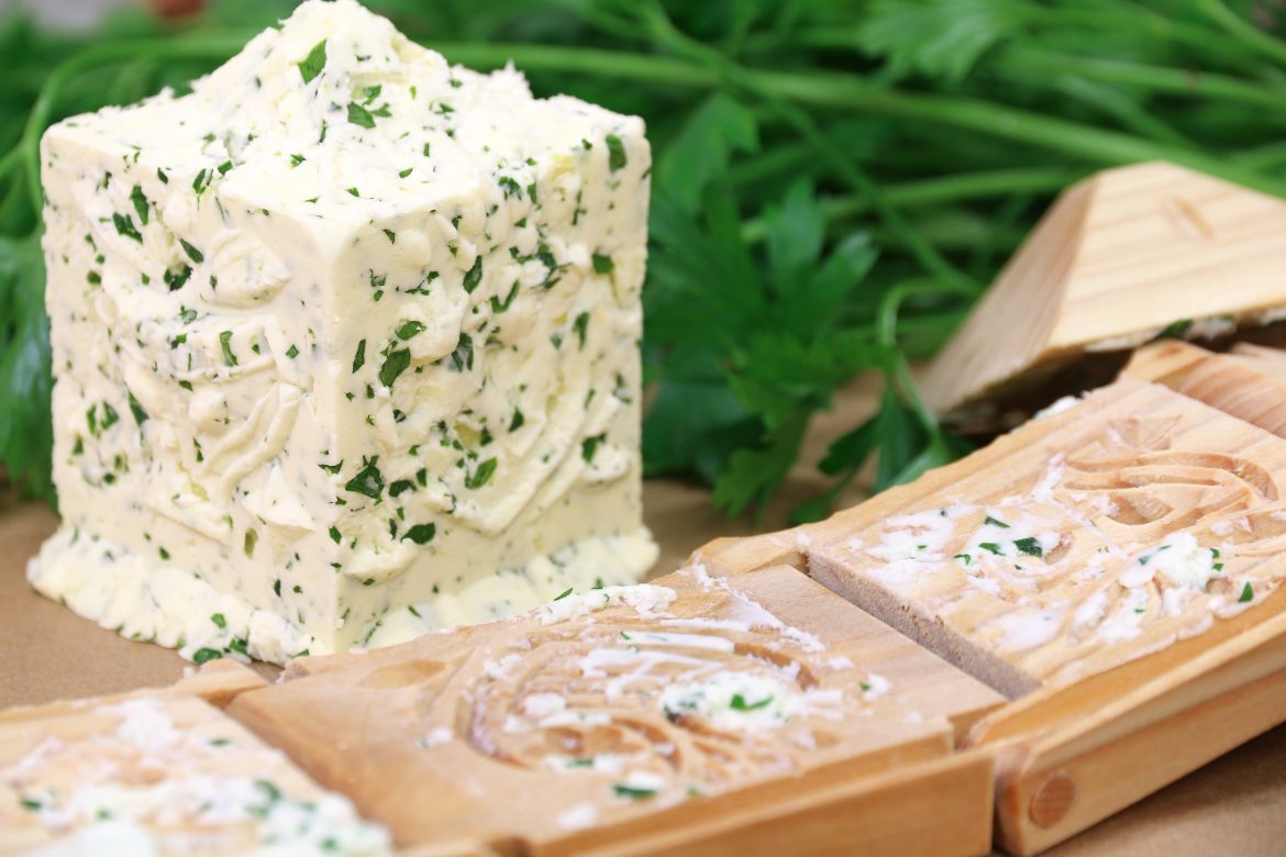 Solone masło pietruszkowo - czosnkowe