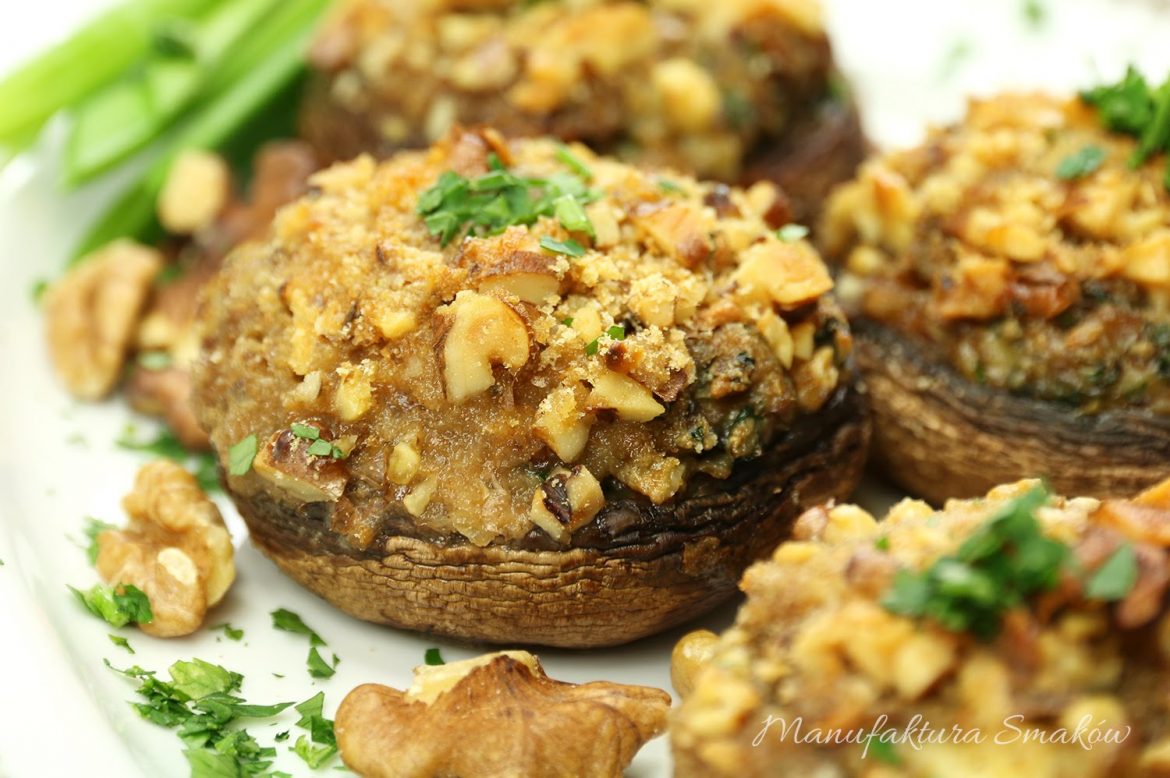 Faszerowane pieczarki brunatne