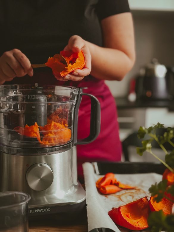 JAK ZROBIĆ PURÉE Z DYNI? JAK ZROBIĆ PURÉE Z DYNI?