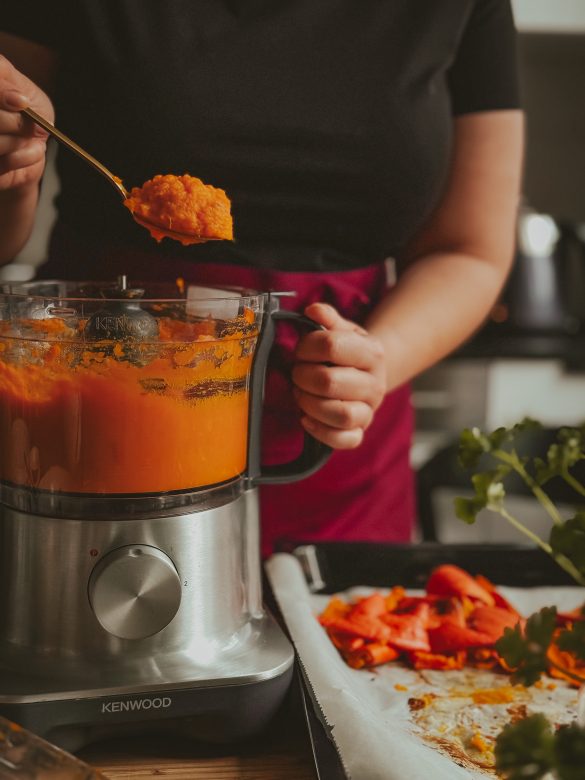 JAK ZROBIĆ PURÉE Z DYNI? JAK ZROBIĆ PURÉE Z DYNI?